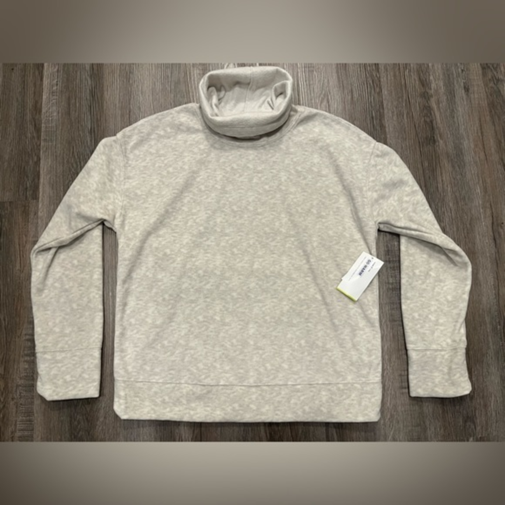 Old Navy Active Go‎ Warm Sweater Sz M NWT